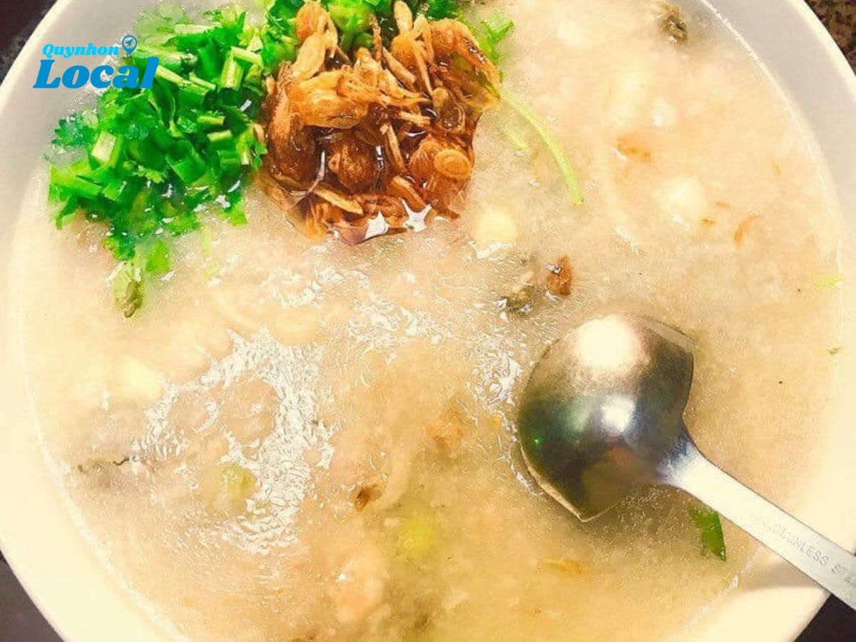 Món cháo cua làm nên tên tuổi quán