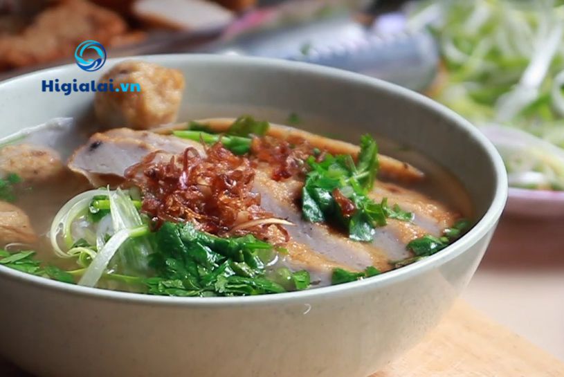 bánh canh chả cá quy nhơn