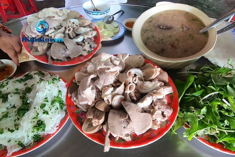 bánh hỏi lòng heo quy nhơn