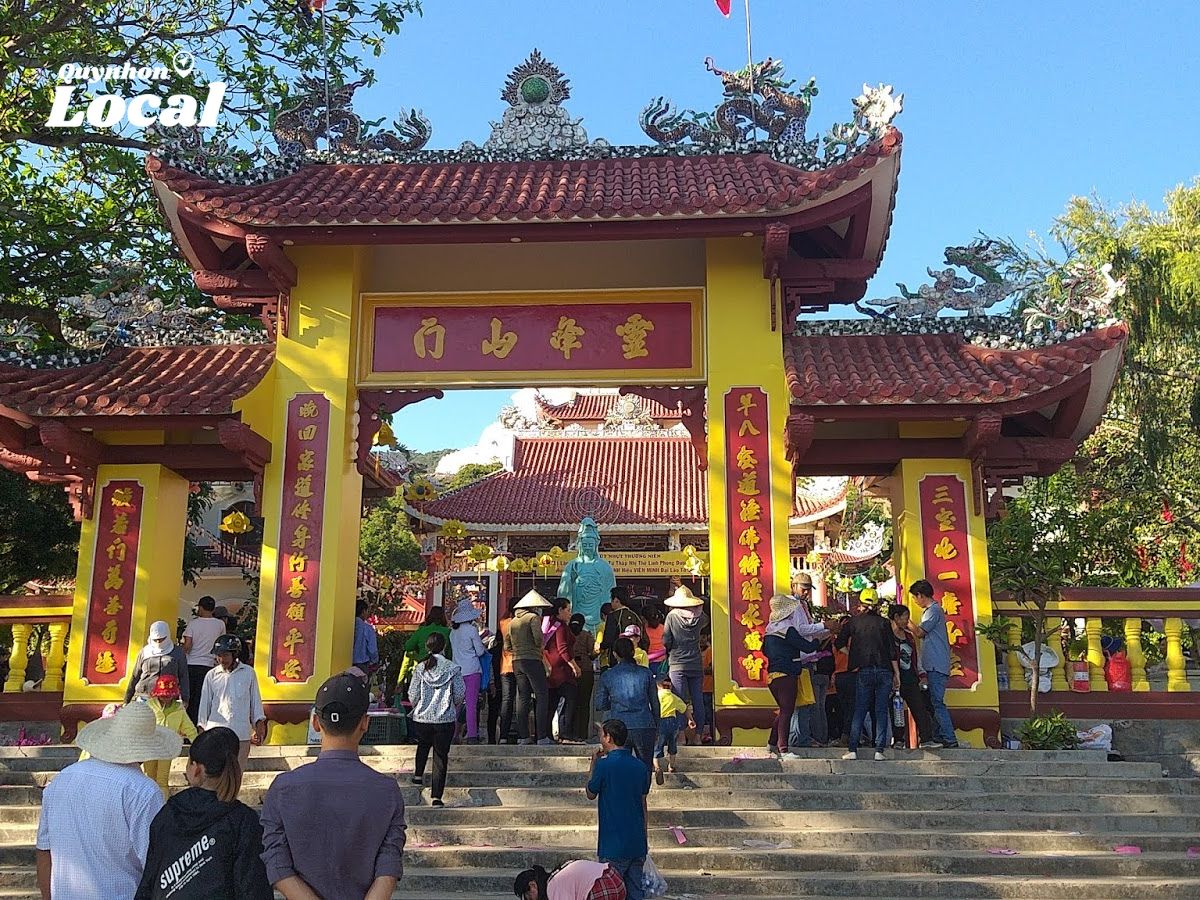 Lễ hội chùa Ông Núi