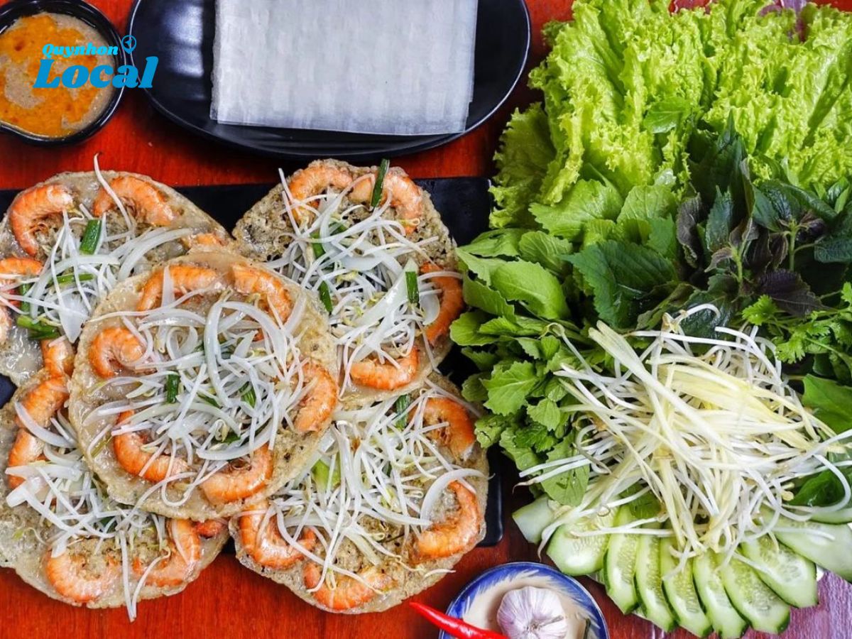 Một phần bánh xèo tôm nhảy tại Quy Nhơn