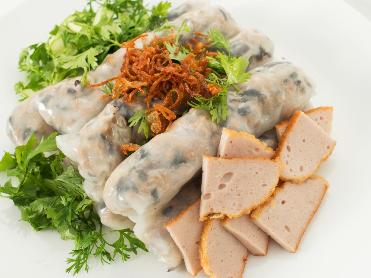 Quán Nem nướng – Chả nướng – Bánh cuốn số 1 Phan Bội Châu với độ ngon nổi tiếng