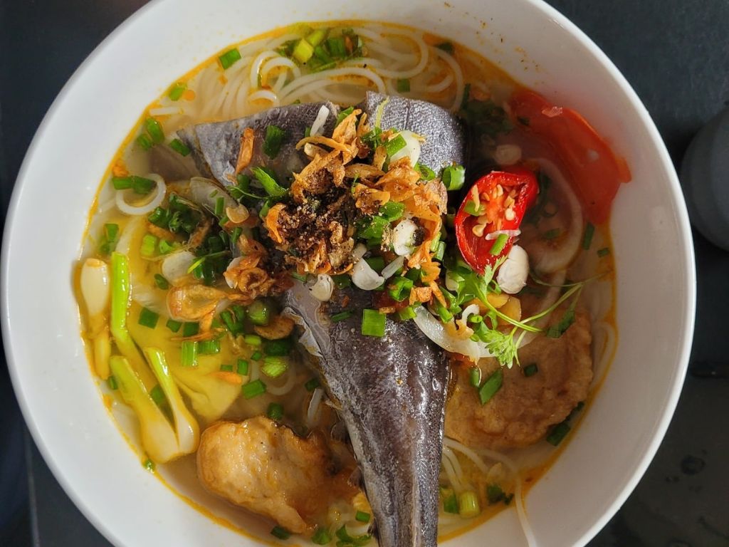 Ăn gì ở Quy Nhơn