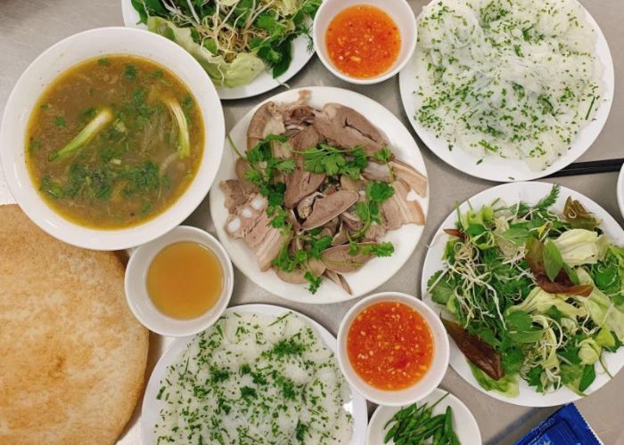 Bánh hỏi cháo lòng Quy Nhơn