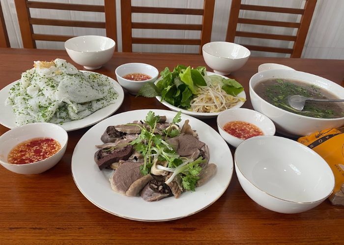 Bánh hỏi cháo lòng Quy Nhơn