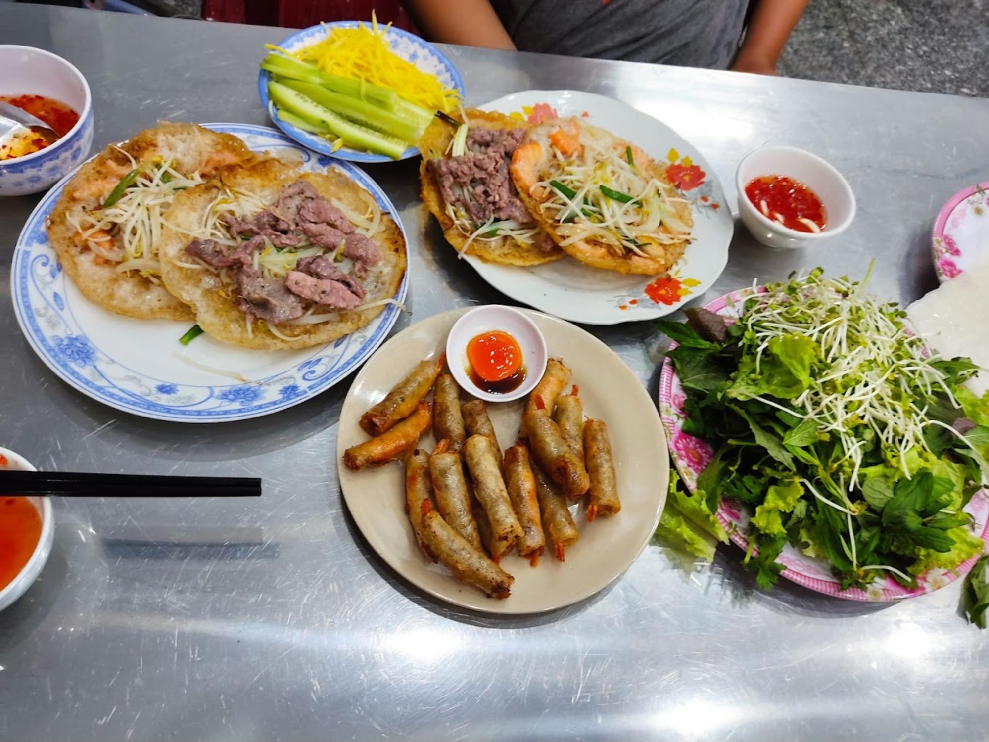 Bánh xèo tôm nhảy Mộc Miên
