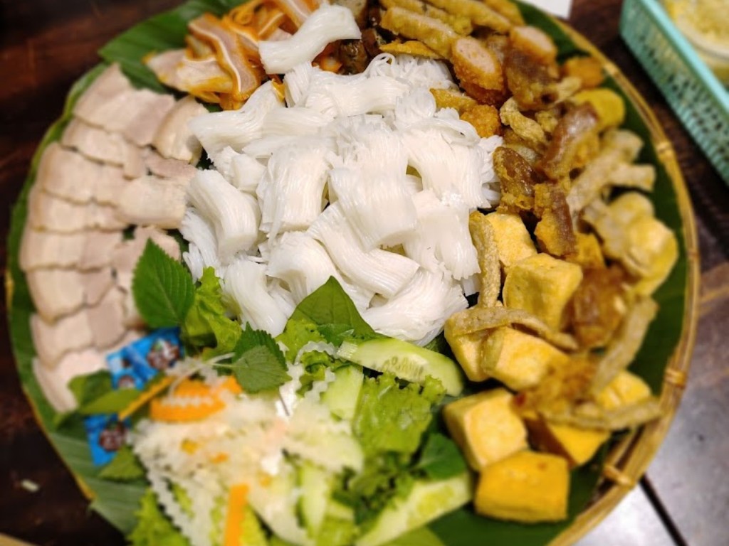 Bún đậu nhà bà Mơ