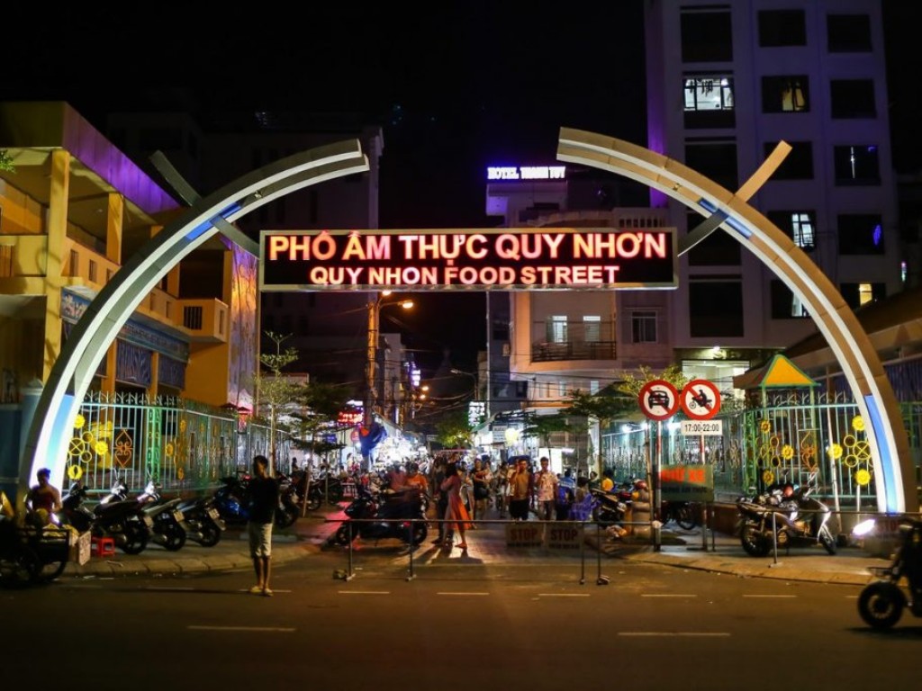 Buổi tối Quy Nhơn đi đâu chơi