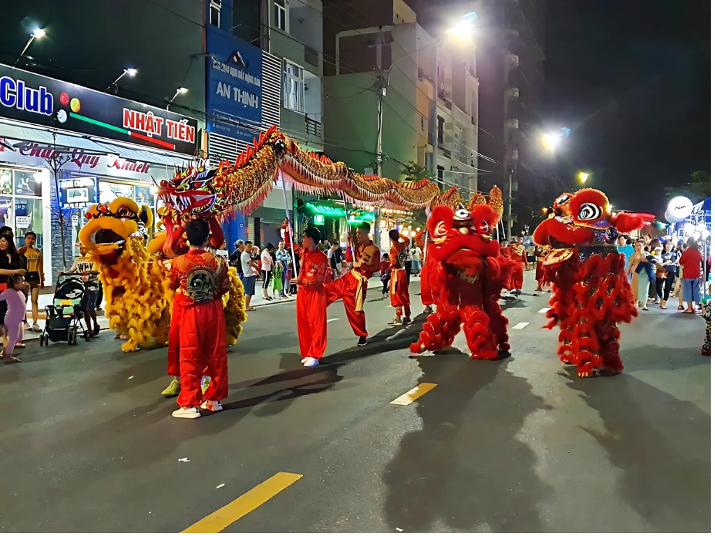 Buổi tối Quy Nhơn đi đâu chơi