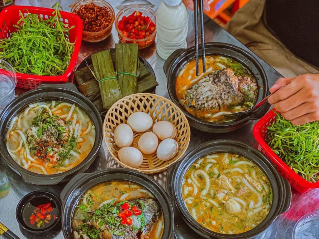 Bánh Canh Cá Dầm Vân