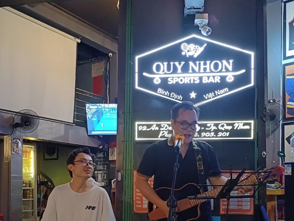 Quán bar Quy Nhơn