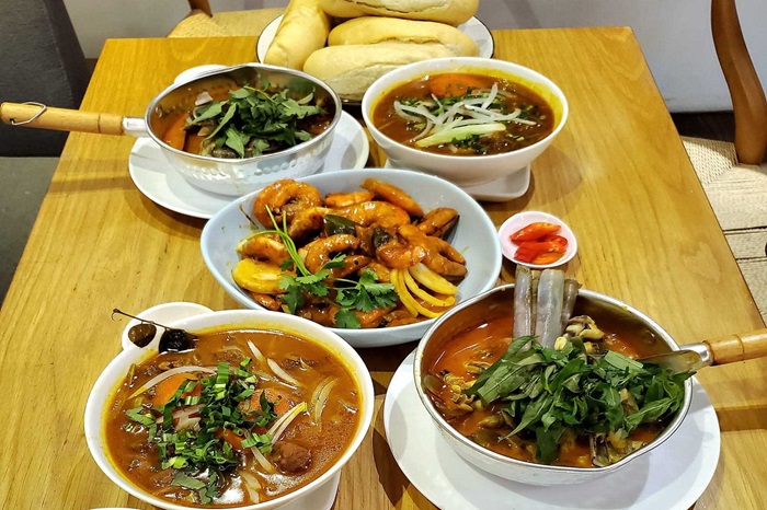 quán ăn sáng bình dân