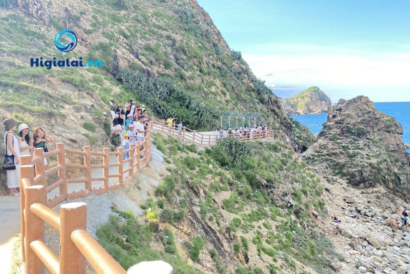 khách sạn eo gió quy nhơn