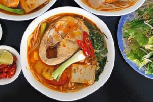 Bún cá Phượng Tèo