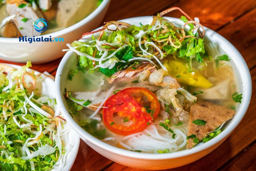 ăn tối quy nhơn
