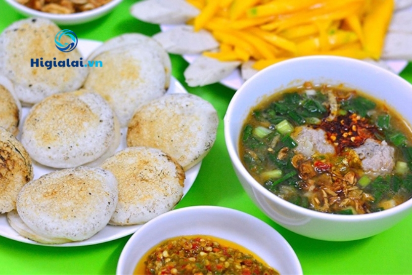 bánh căn quy nhơn