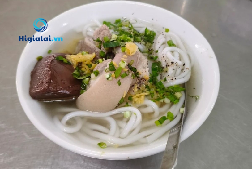 bánh canh quy nhơn